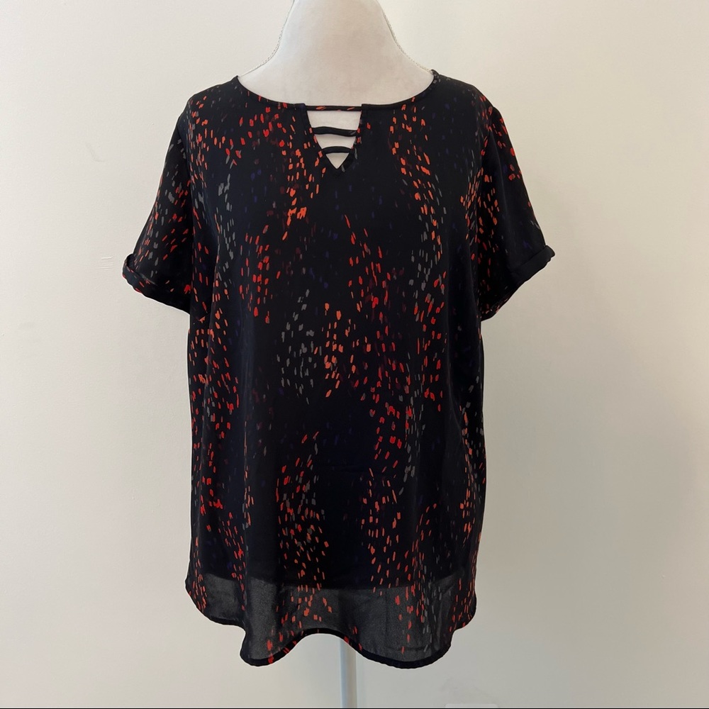 Apt. 9 Top